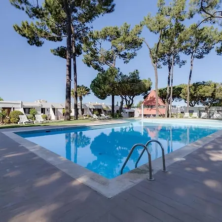 Apartment Planalto - Cosy House For 4 In A Private With Pool At Vilamoura *